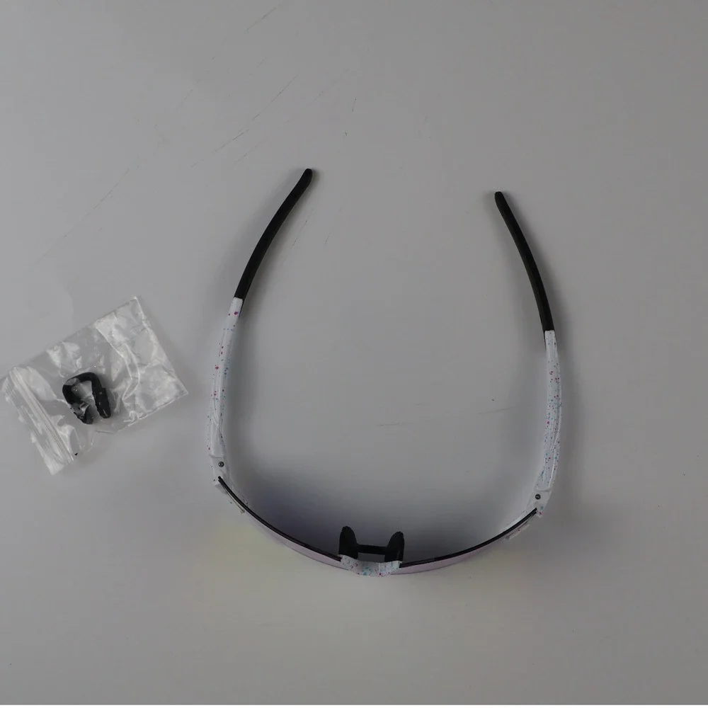 Ukoly Sports Sunglasses Wrap Shield White Paint Splatter Mirrored One Size NEW